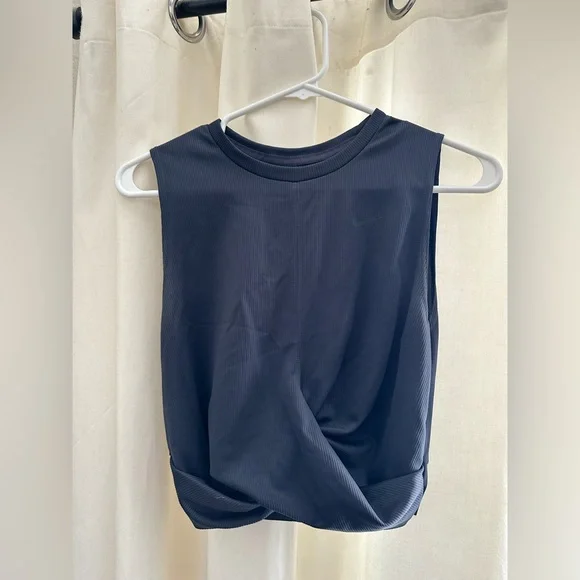 athletic tank top - Picture 1 of 5